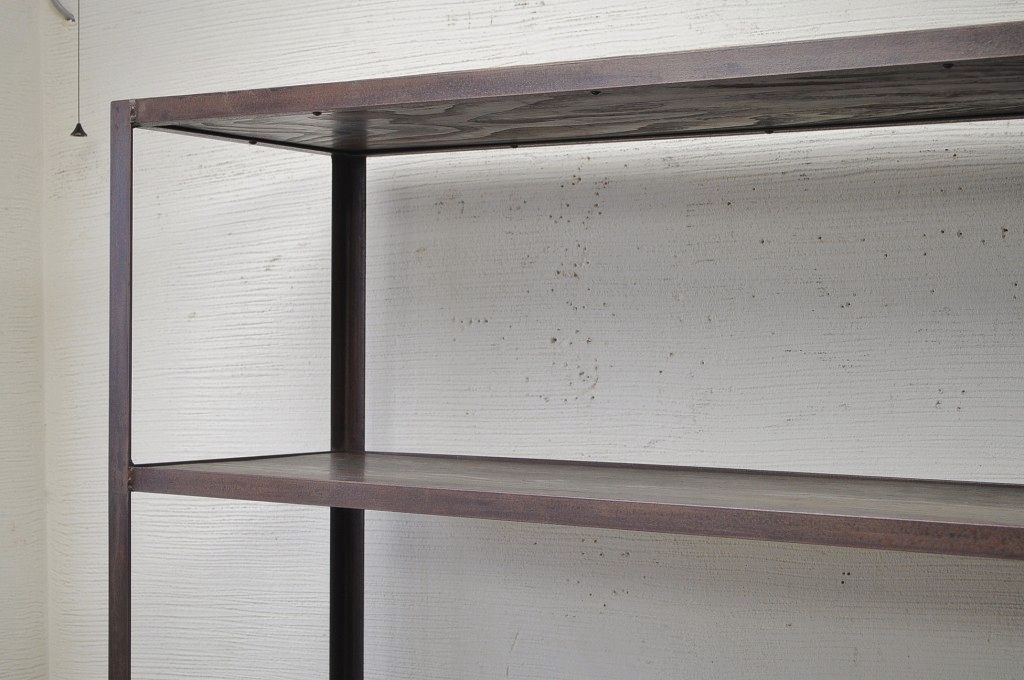アンティーク家具　◆重厚なアイアン飾り棚(大)