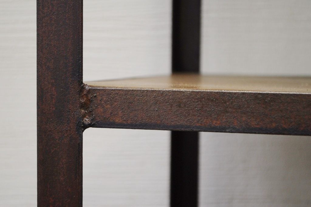 アンティーク家具　◆重厚なアイアン飾り棚(大)