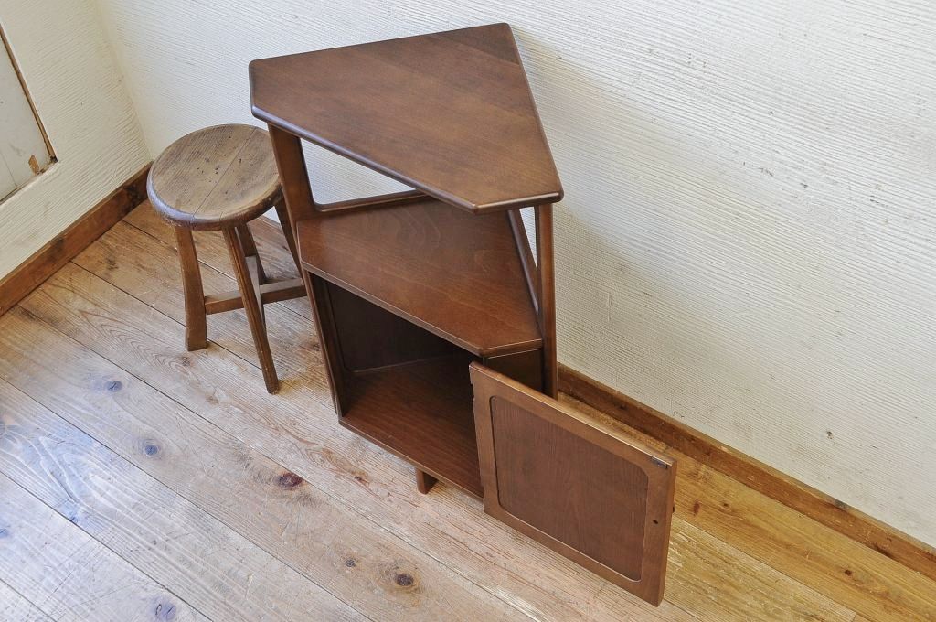 中古　カリモクコーナーキャビネットASIO61NW 98年製