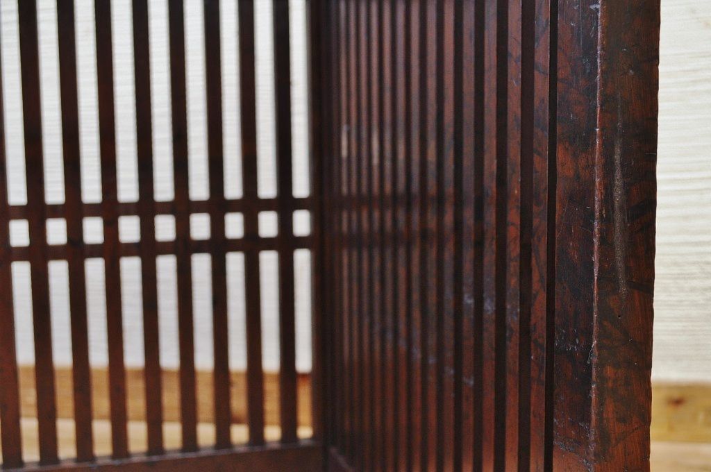 素敵な雰囲気!古い商家の帳場格子2