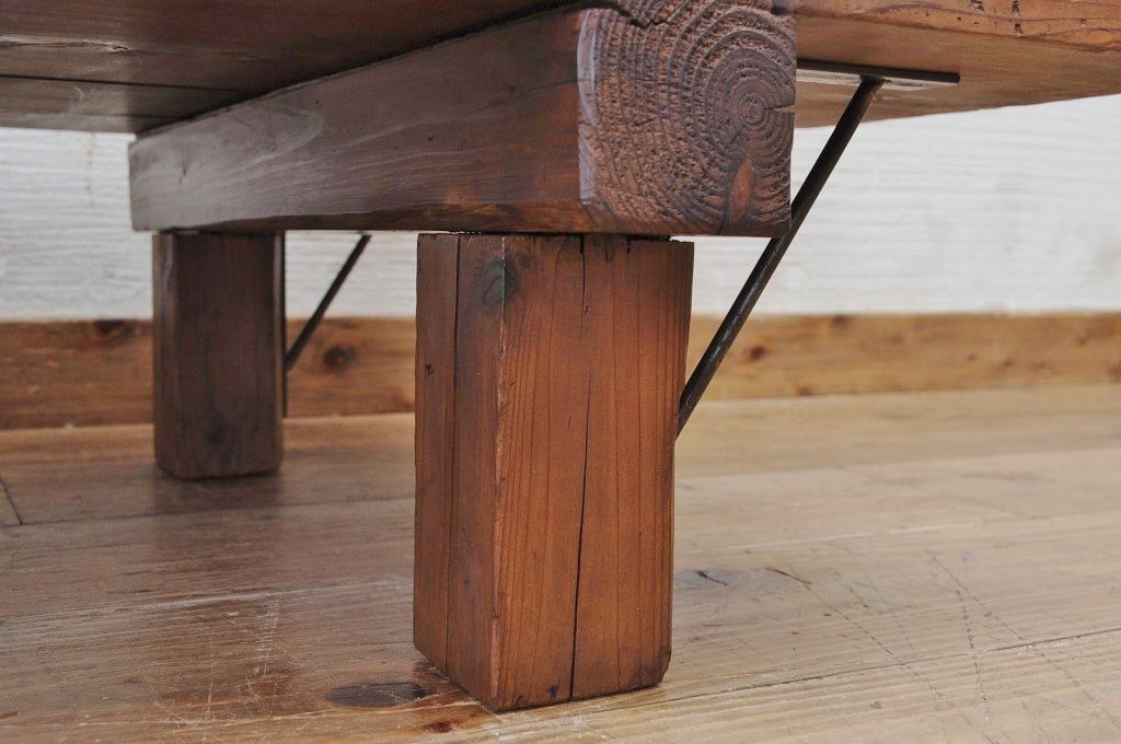 アンティーク家具　古い木味のシンプルなローテーブル(作業台)1