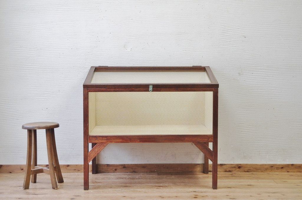 アンティーク家具　古い資料館の展示用ガラスケース(ショーケース)小2