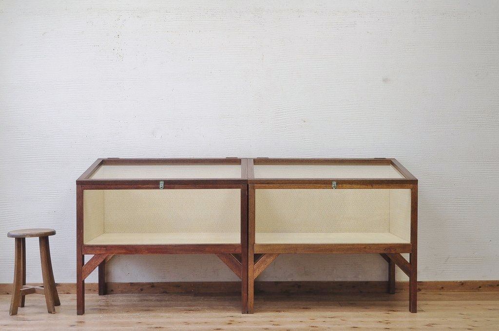 アンティーク家具　古い資料館の展示用ガラスケース(ショーケース)小2