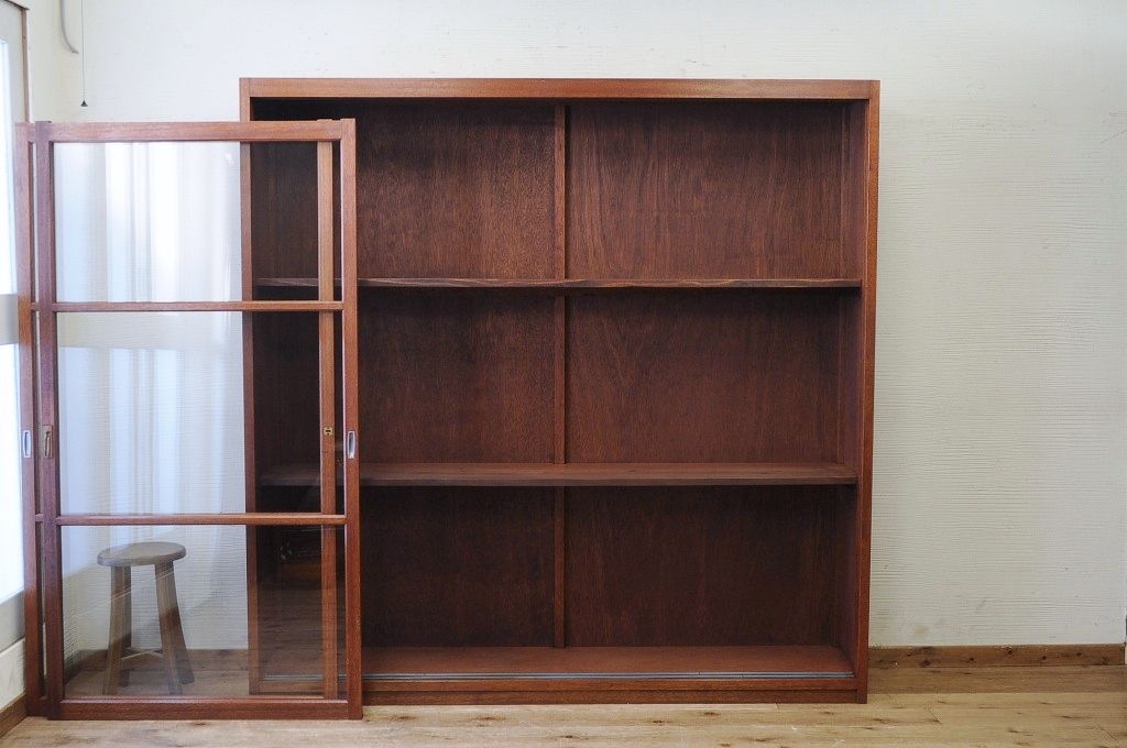 アンティーク家具　古い木のシンプルな収納棚(飾り棚、ガラスケース)2　4台有