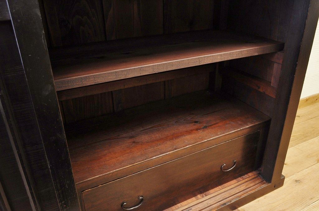 アンティーク家具　味のある縦格子時代箪笥サイドボード(水屋箪笥)
