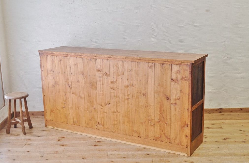アンティーク家具　モールガラス食器棚カウンターテーブル2