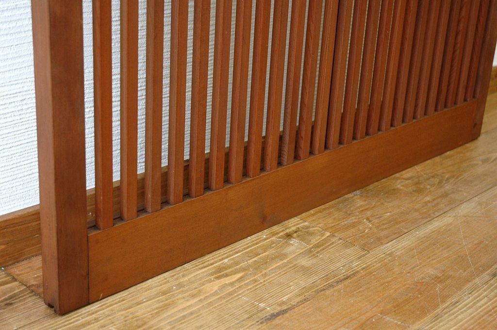 珍品!古い呉服店の大きなガラス格子戸