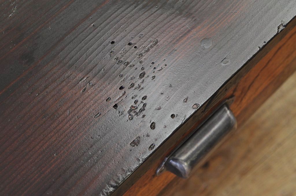 アンティーク家具　古い木の大きな両面引き出し付作業台(テーブル)