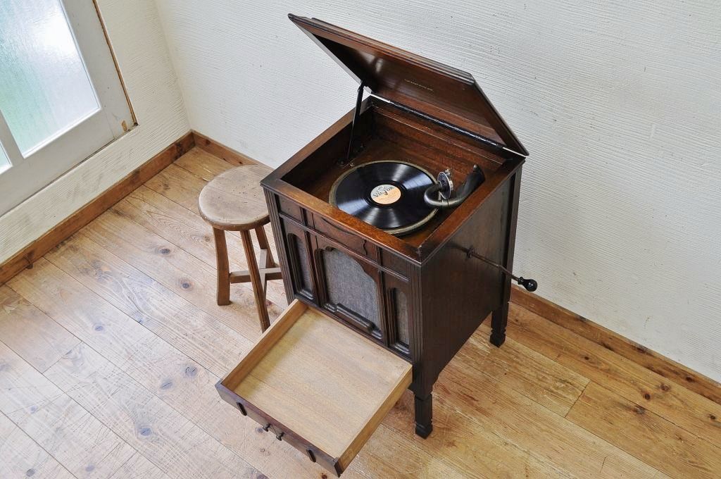 アンティーク雑貨　グラモフォン(GRAMOPHON)　アンティーク　蓄音機
