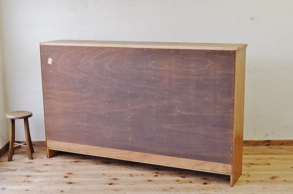 アンティーク家具　特大!1970年代古い木の特大パタパタ下駄箱
