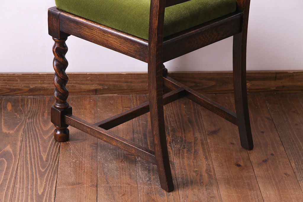 アンティーク家具　イギリスアンティーク　オーク材　シックなツイストレッグチェア(ダイニングチェア、イス)(1)(R-030315)
