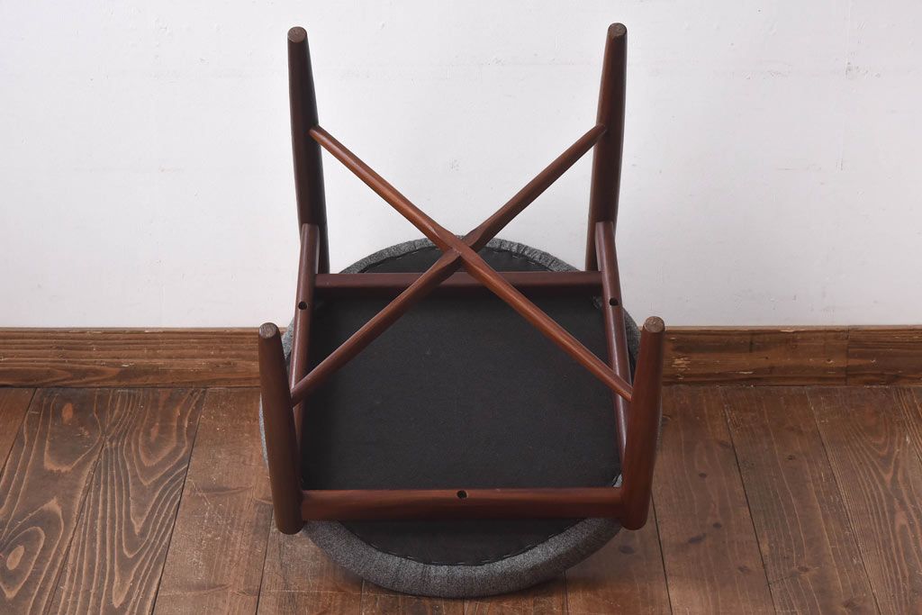 アンティーク家具　G-PLAN(ジープラン)　Fresco(フレスコ)　落ち着いた印象のサーキュラーチェア(ダイニングチェア、椅子)(4)(R-030338)