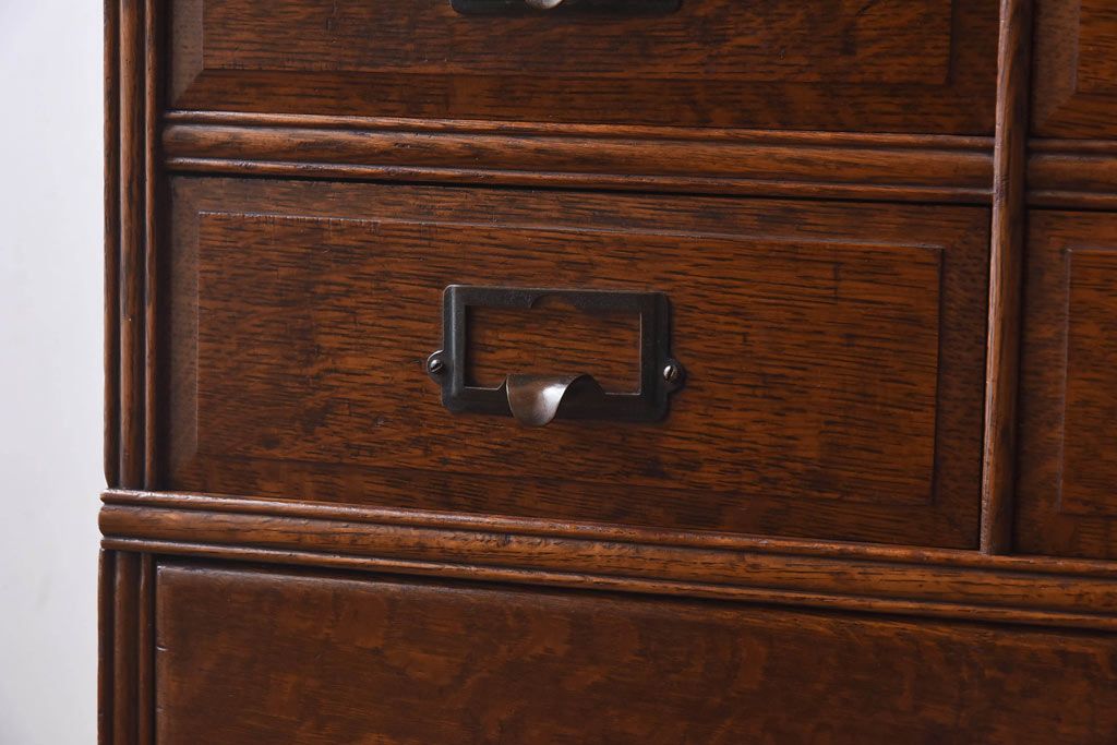アンティーク家具　イギリスアンティーク　オーク材　作りの良い最高級スタッキングチェスト(引き出し)(R-030372)