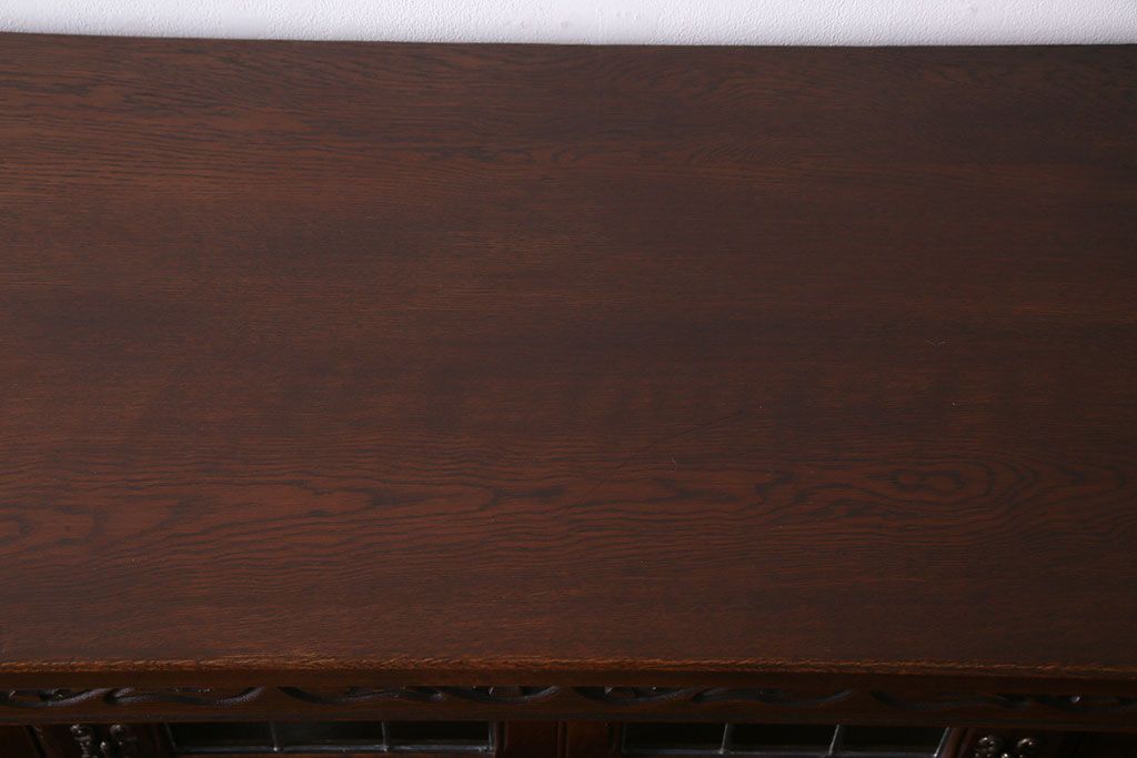 中古　old charm(オールドチャーム) 存在感抜群のカップボード(食器棚、キャビネット)(R-030416)