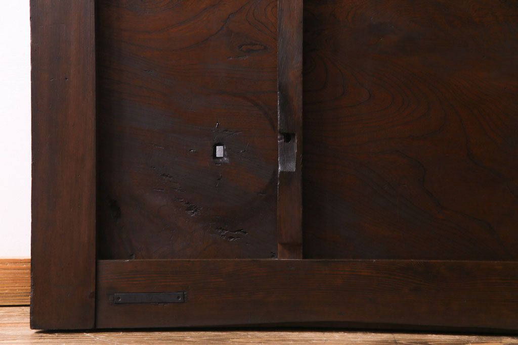 和製アンティーク　市松模様に入れられたガラスが素敵な蔵戸(引き戸、建具、玄関戸)(R-030455)