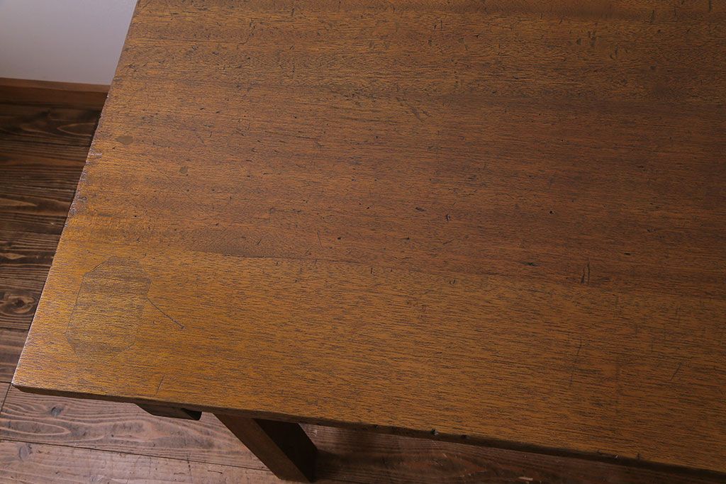 昭和レトロ　リメイク　懐かしさ感じる素朴な佇まいの作業テーブル(作業台、ダイニングテーブル)(2)