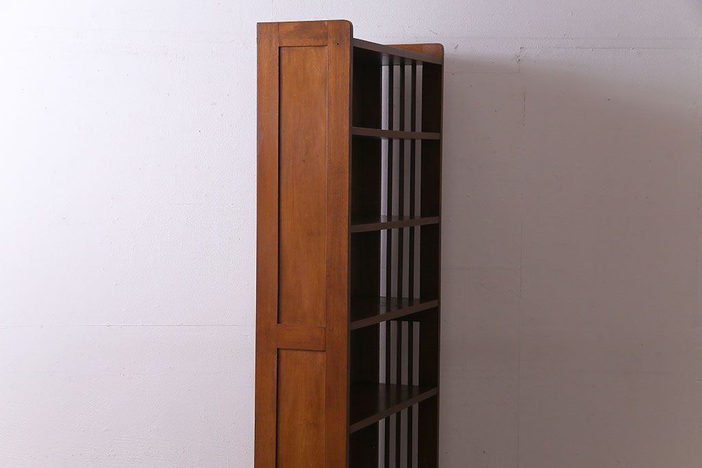 レトロ家具　昭和レトロ　素朴でシンプルなデザインが魅力の本棚(ウッドシェルフ、飾り棚)