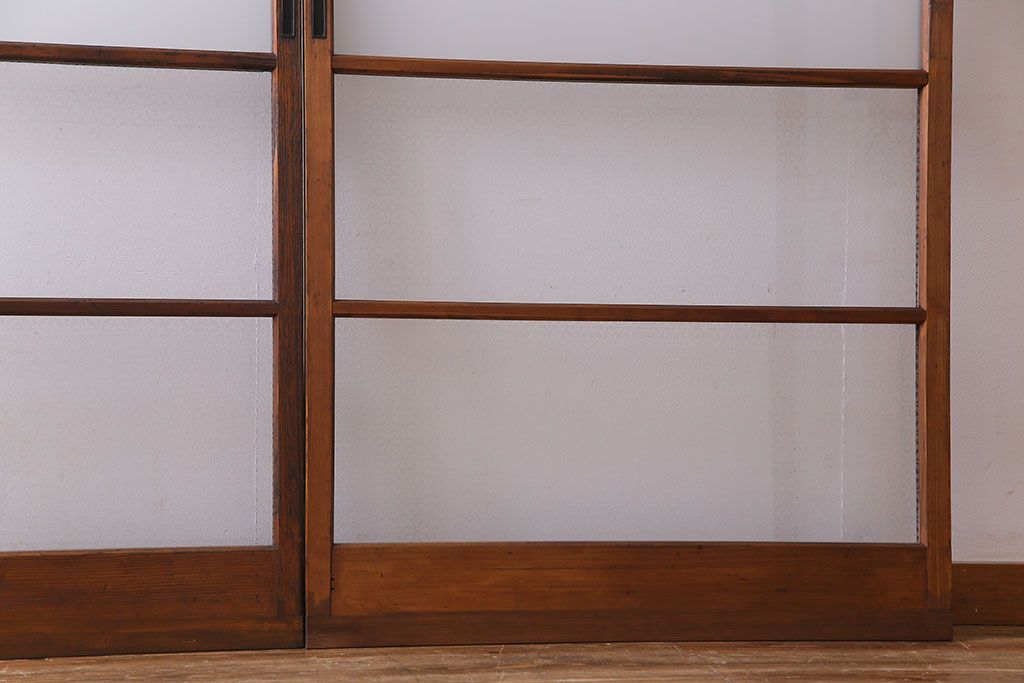 昭和レトロ　オリジナル花ガラス　シンプルなデザインが魅力のガラス戸(引き戸、仕切り戸、建具)2枚組