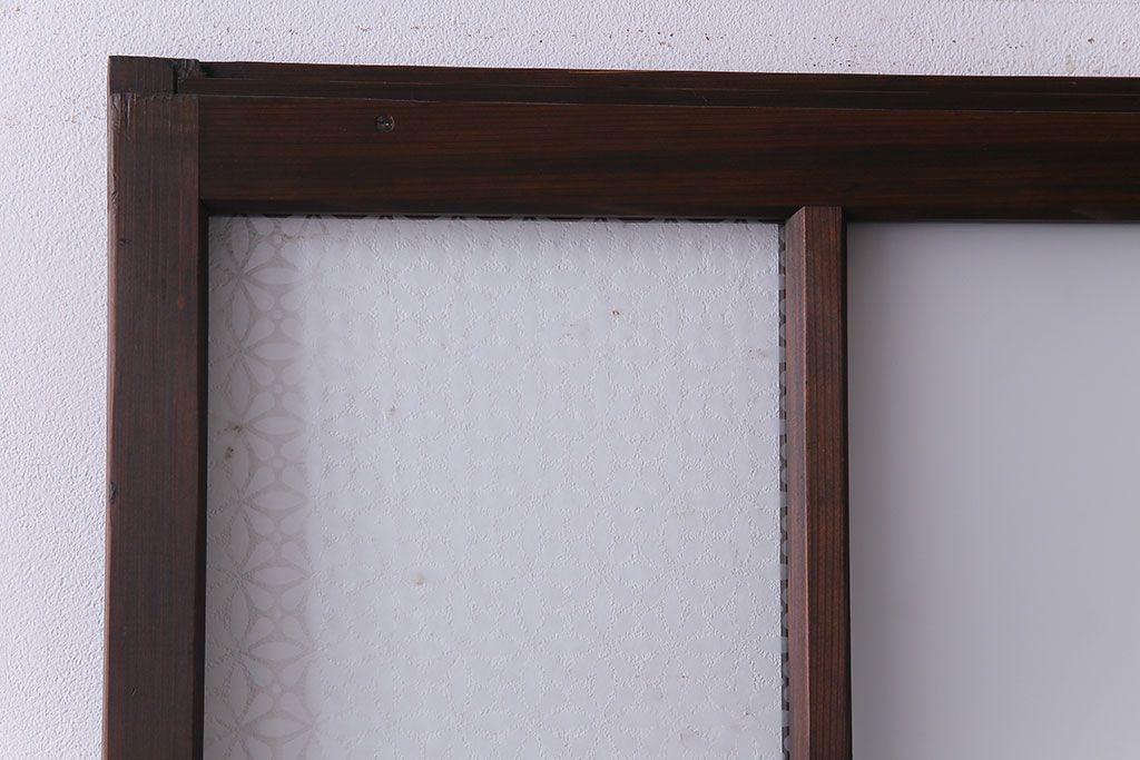 昭和初期　オリジナル花ガラス　古い質感の木材が味わい深い幅広のガラス戸(格子戸、引き戸、建具)2枚組