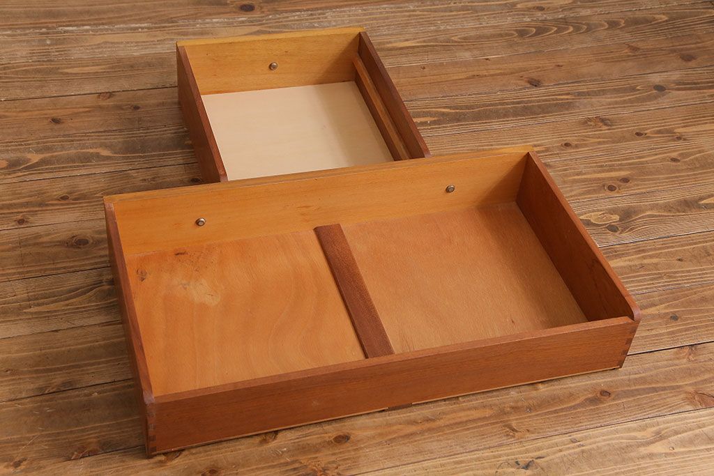 ビンテージ家具 北欧ヴィンテージ 希少品!ERCOL(アーコール)の ビンテージ家具 北欧ヴィンテージ 希少品!ERCOL(アーコール)の