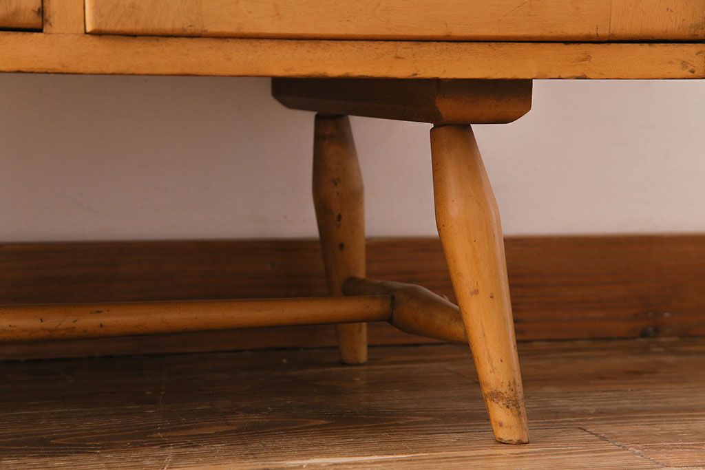 ビンテージ家具 北欧ヴィンテージ 希少品!ERCOL(アーコール)の ビンテージ家具 北欧ヴィンテージ 希少品!ERCOL(アーコール)の