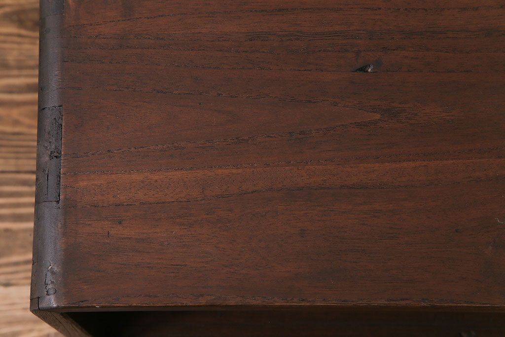 レトロ家具　昭和レトロ　海を思わせる色ガラスが美しい丸窓のローボード(戸棚、収納棚、リビングボード)