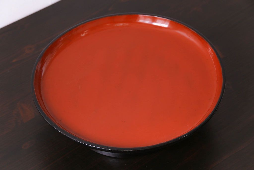 和製アンティーク　会津漆器　和の風情溢れる食卓におすすめの高台付き丸盆(丸膳)