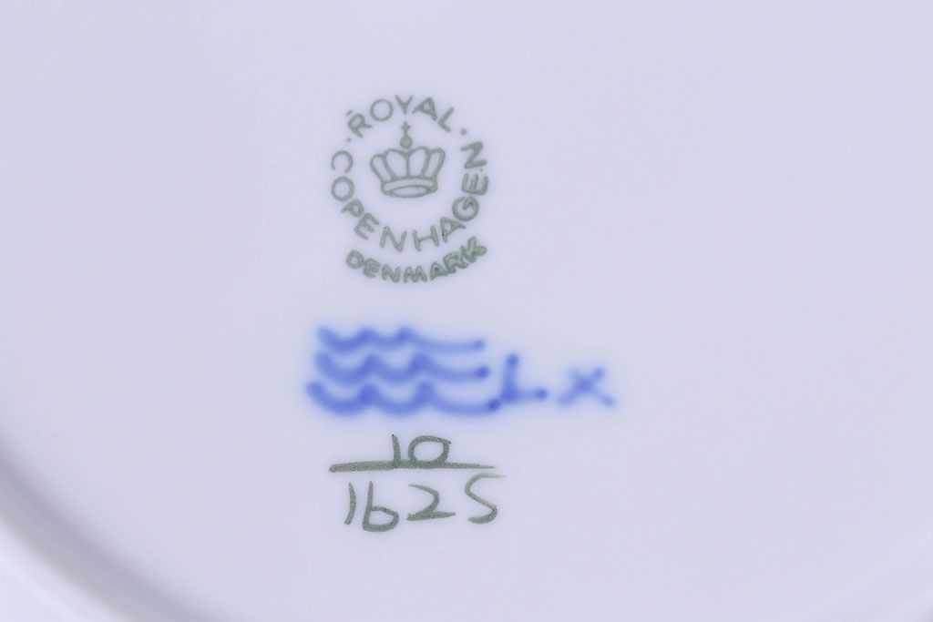 アンティーク雑貨　中古　ROYAL COPENHAGEN(ロイヤルコペンハーゲン)　ブルーフラワー　カーブ　17.5cmディーププレート(プレート、洋食器)2枚セット