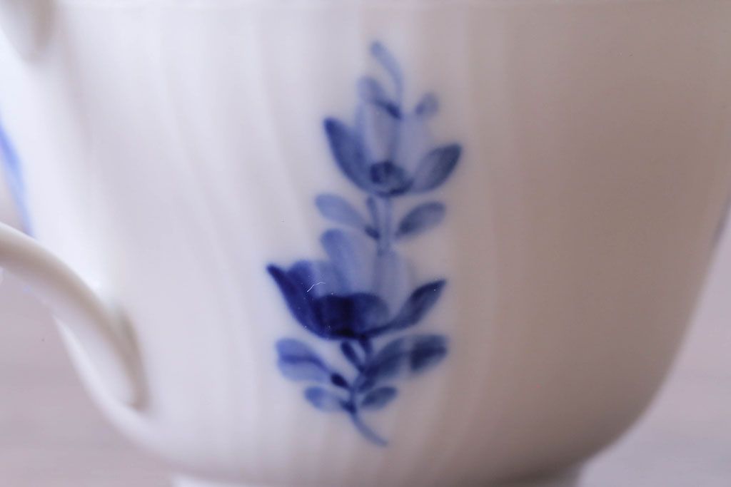 中古　ROYAL COPENHAGEN(ロイヤルコペンハーゲン)　ブルーフラワー　カーブ　コーヒーカップ&ソーサー(洋食器)2客セット