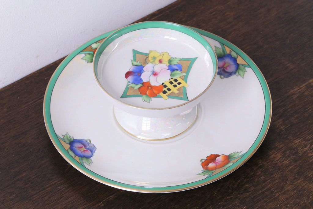 オールドノリタケ(Noritake、則武)　パール加工が施されたコンポート(脚付き盛り付け皿、果物皿、洋食器)