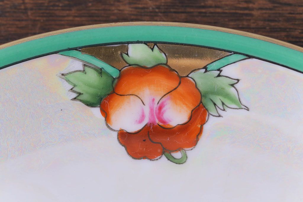 オールドノリタケ(Noritake、則武)　パール加工が施されたコンポート(脚付き盛り付け皿、果物皿、洋食器)