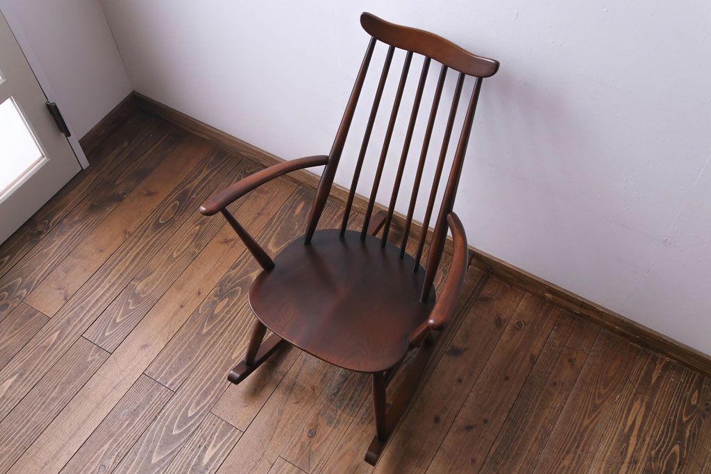 ヴィンテージ家具　イギリスビンテージ　ERCOL(アーコール)　ゴールドスミス・ロッキングチェア