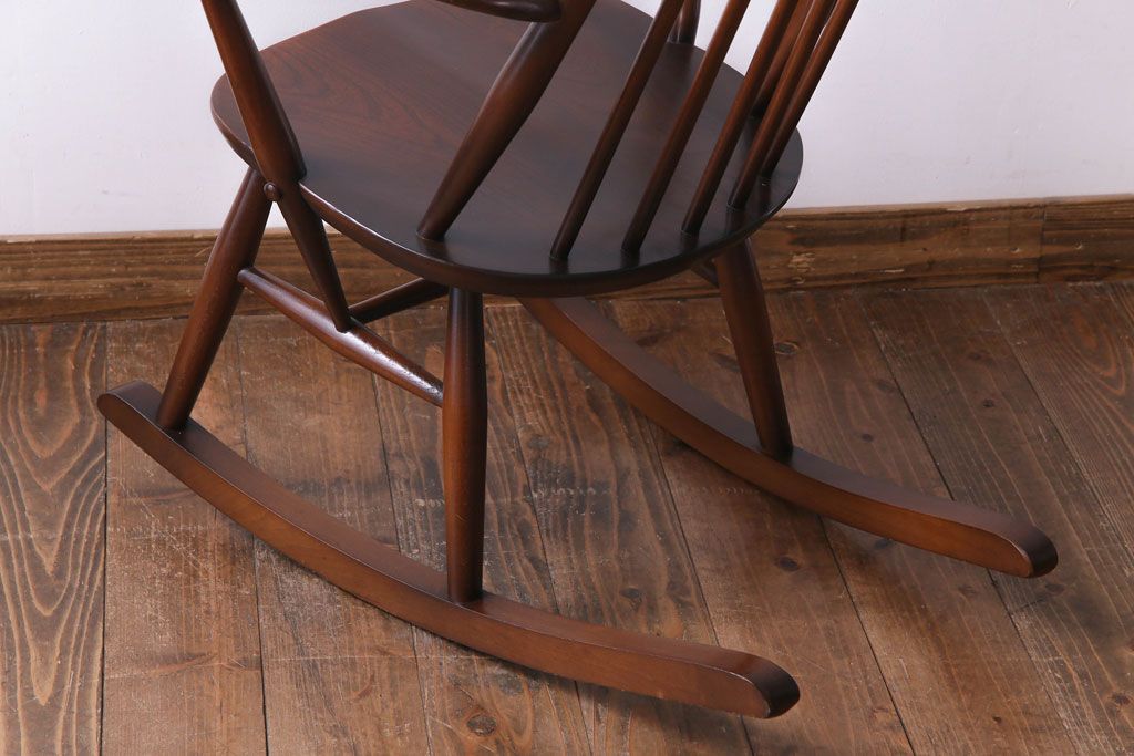 ヴィンテージ家具　イギリスビンテージ　ERCOL(アーコール)　ゴールドスミス・ロッキングチェア