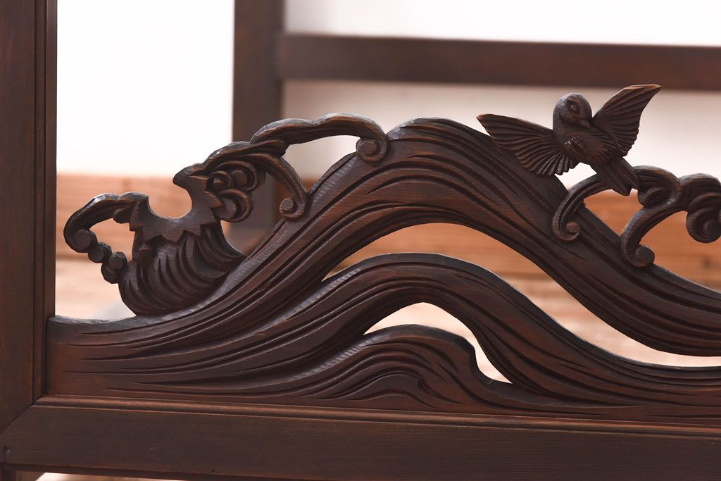 リメイク品 躍動感のある彫りが美しい欄間のガラステーブル(サイド