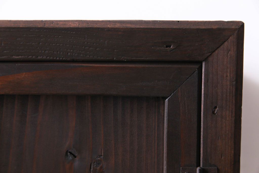 和製アンティーク　古材使用の横開き戸付きパタパタ収納棚(下駄箱、靴箱)