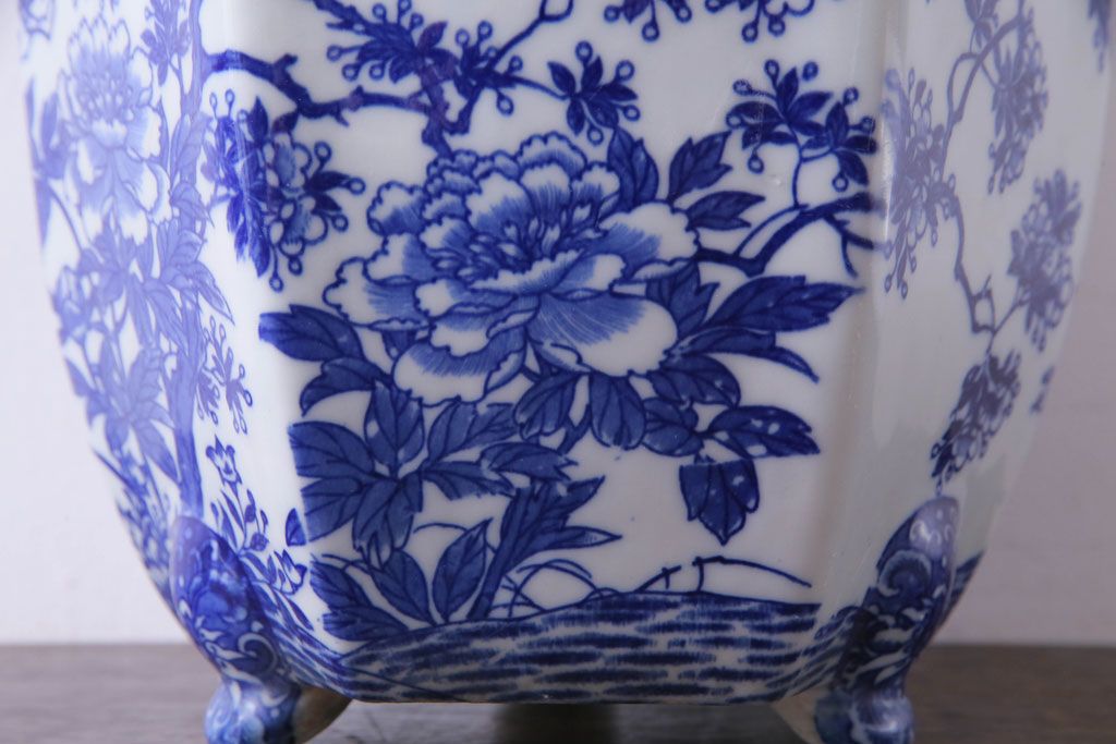 アンティーク雑貨　和製アンティーク　様々な草花が描かれた上品な六角植木鉢