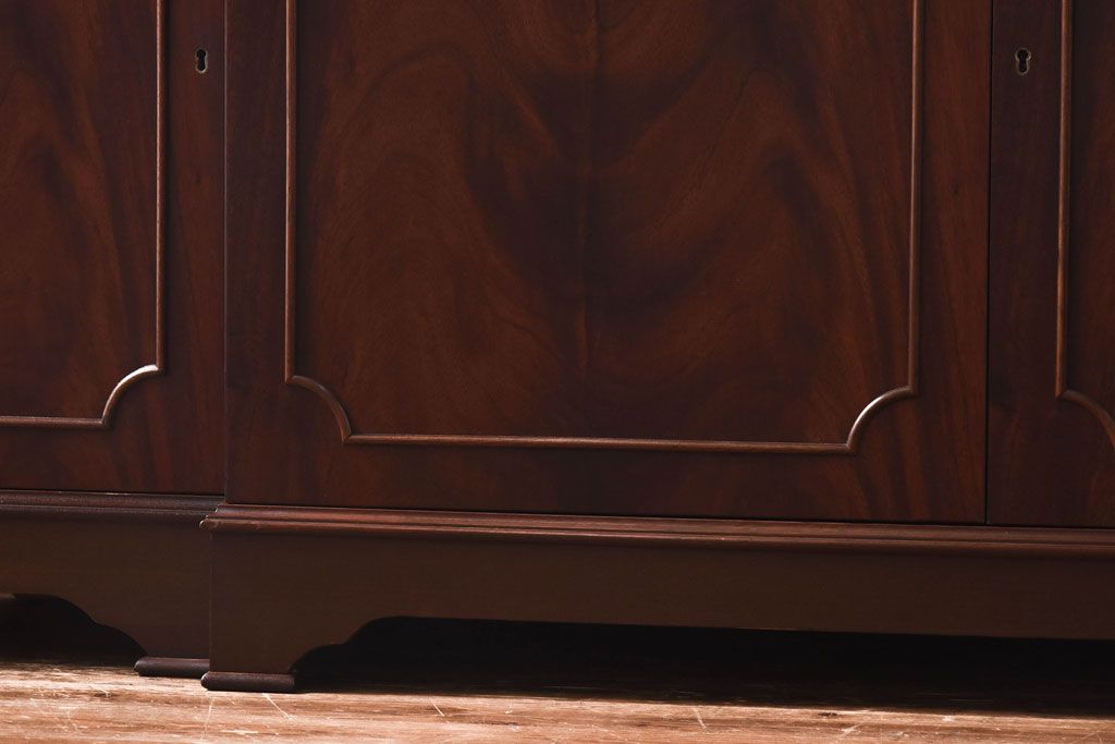 ヴィンテージ家具　イギリスビンテージ　マホガニー材　気品漂う佇まいが魅力の重ね収納棚(キャビネット、戸棚、収納棚)