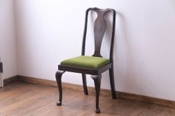 アンティーク家具　イギリスアンティーク　ウォールナット材　上品で優雅なフォルムが魅力的なチェア(椅子、ダイニングチェア、ワークチェア)