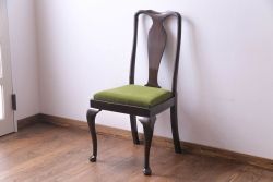 アンティーク家具　イギリスアンティーク　ウォールナット材　上品で優雅なフォルムが魅力的なチェア(椅子、ダイニングチェア、ワークチェア)(2)