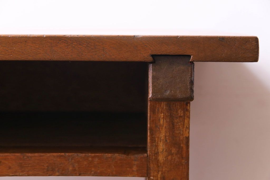レトロ家具　昭和レトロ　素朴な味わいの学校の木製デスク(平机、在宅ワーク、在宅用学習机)