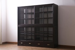 中古　岩谷堂箪笥　特注　重厚感ある金具が目を引く重ね水屋箪笥(キャビネット、食器棚、収納棚、重ね戸棚、茶箪笥、茶棚)(R-064361)