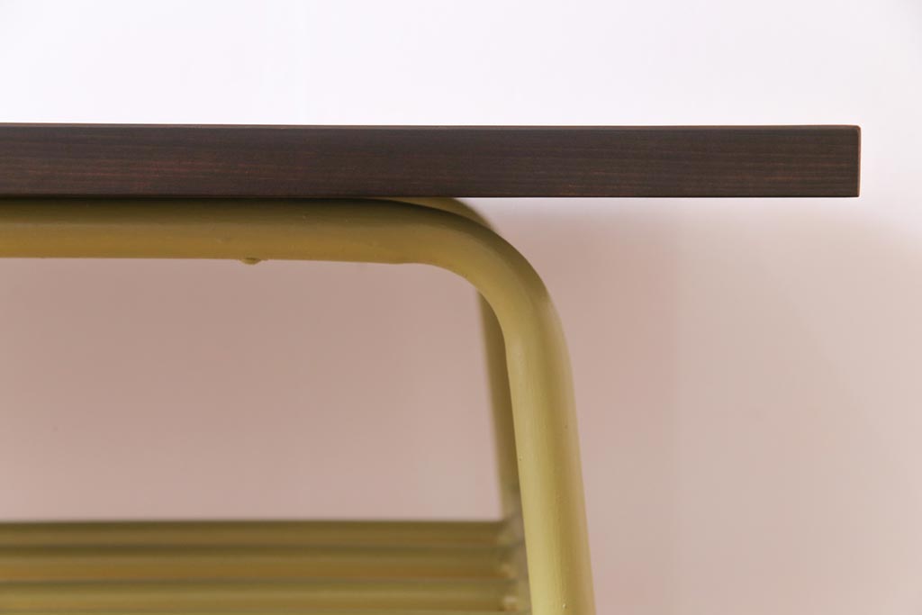 アンティーク家具　ヒノキ無垢材　コントラストが鮮やかなペイント鉄脚テーブル(作業台、カウンターテーブル)