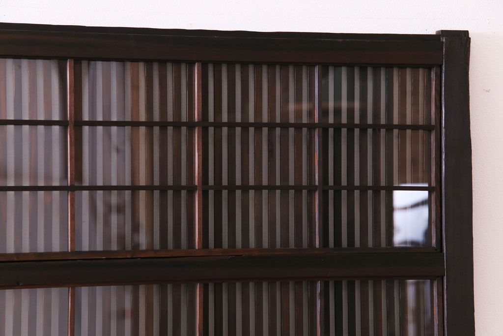 和製アンティーク　板ガラス裏障子留め　凝った作りの腰板が魅力の花ガラス入り格子戸(ガラス帯戸、仕切り戸、引き戸、建具)4枚組