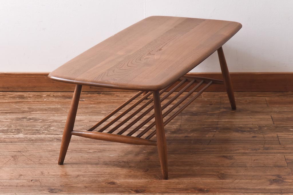 ヴィンテージ家具　ERCOL(アーコール)　イギリスビンテージ　マガジンラック付きローテーブル(センターテーブル、コーヒーテーブル)