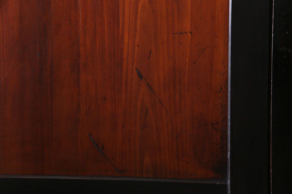 和製アンティーク 漆塗り 燻された風合いが味わい深い帯戸板戸4枚