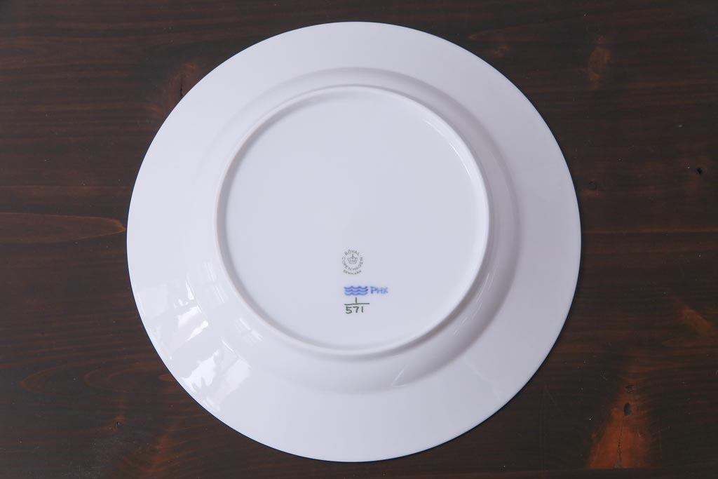 中古　ROYAL COPENHAGEN(ロイヤルコペンハーゲン)　ブルーフルーテッド　ハーフレース　プレート2枚セット(皿、洋食器)(定価約4万3千円)