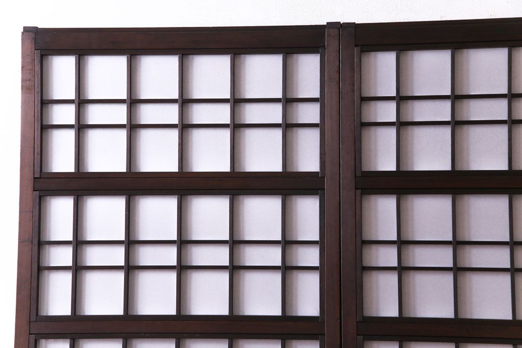 和製アンティーク　裏障子付き　シックで落ち着きのある幅狭の格子戸(引き戸、障子戸、建具)2枚セット