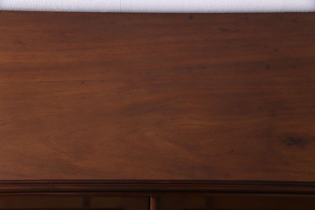 アンティーク家具　イギリスアンティーク　マホガニー材　上品さが漂うシンプルな本箱(飾り棚、キャビネット)