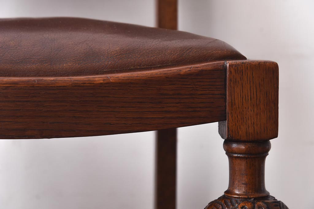 【H様ご成約済】イギリスアンティーク　オーク材　本革　彫刻の意匠がおしゃれなチェア(ダイニングチェア、椅子)(2)