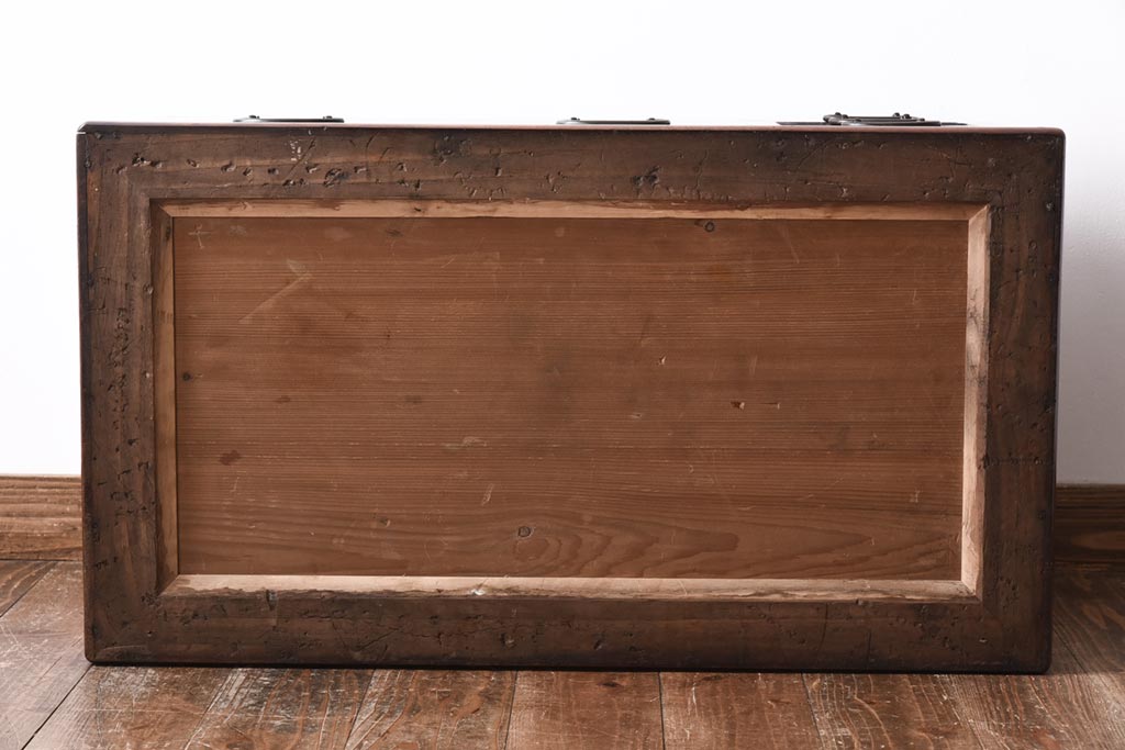 アンティーク雑貨　和製アンティーク　ケヤキ玉杢材　猫板付き　格調ある佇まいが魅力的な長火鉢